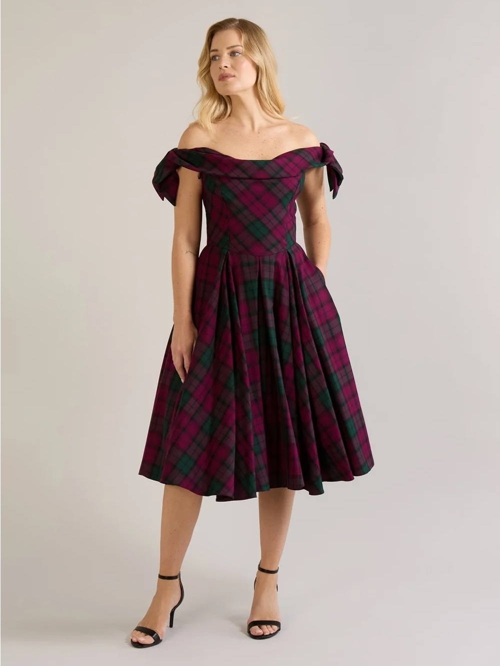 The Pretty Dress Company Tilly Berry Tartan Purple Plaid Bow Prom Vintage Dress